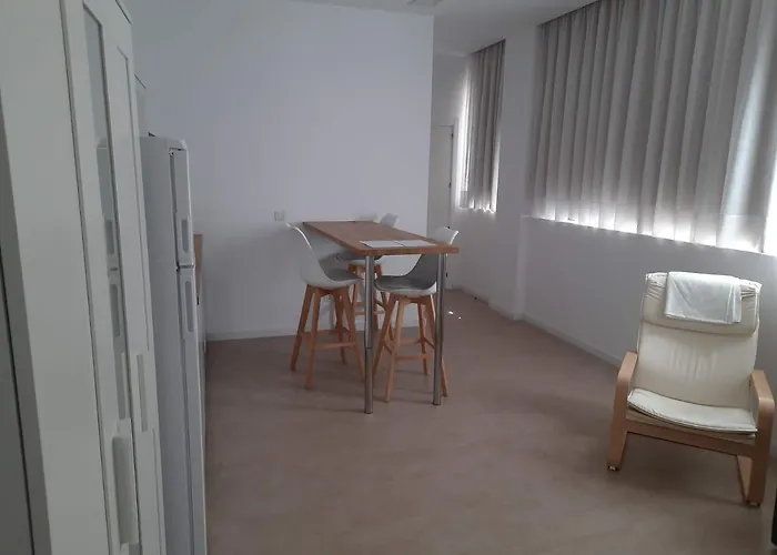 City Suites Marina